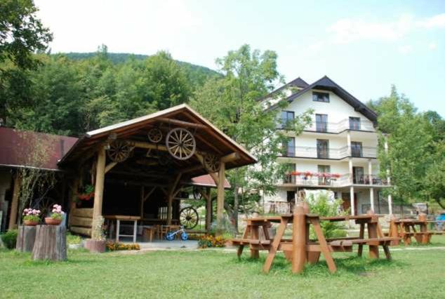 Penzion Sustiak Terchova Exterior photo