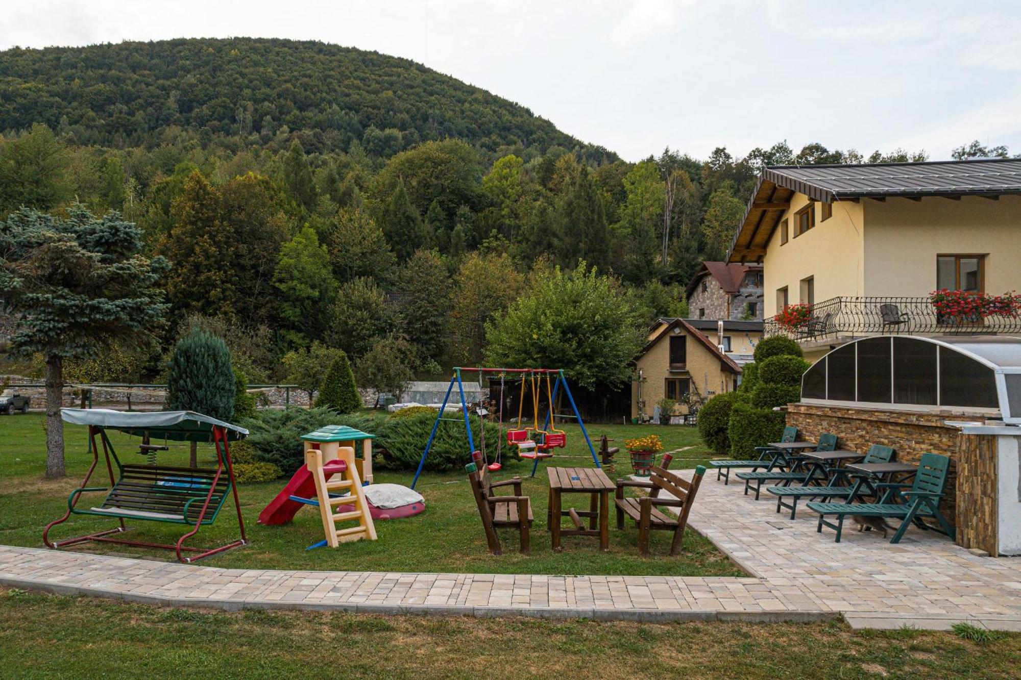 Penzion Sustiak Terchova Exterior photo